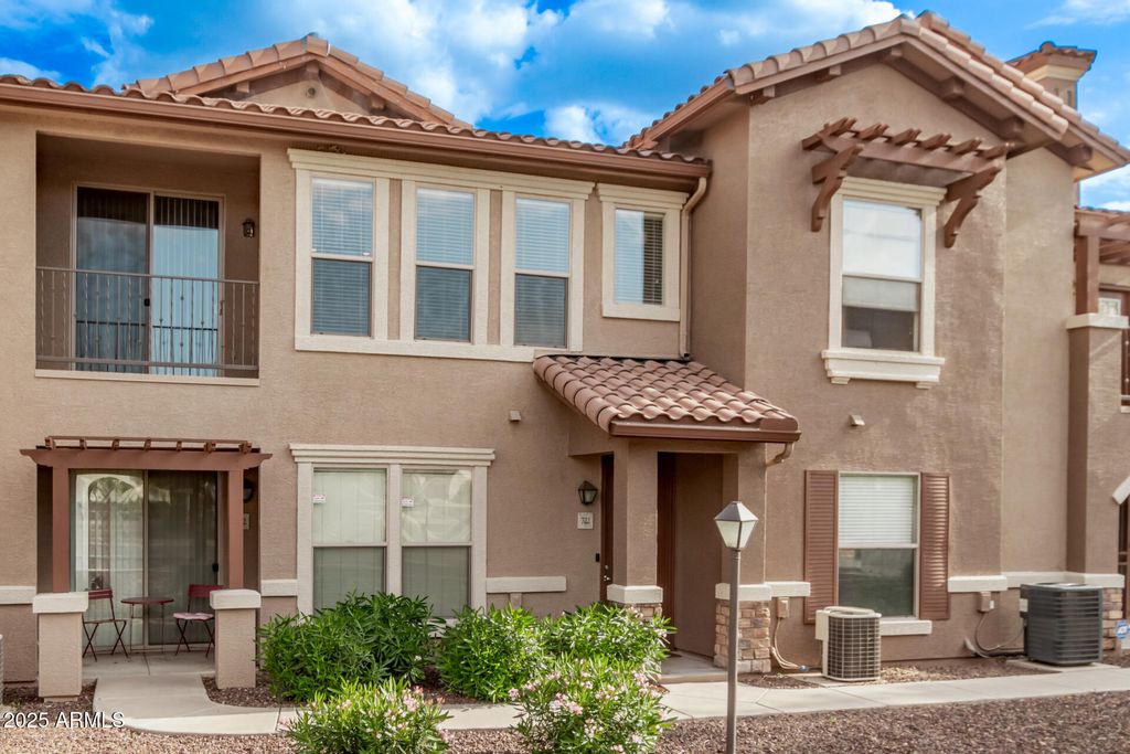 Image 5 of property listing at 14250 W WIGWAM Boulevard 722, Litchfield Park, AZ 85340