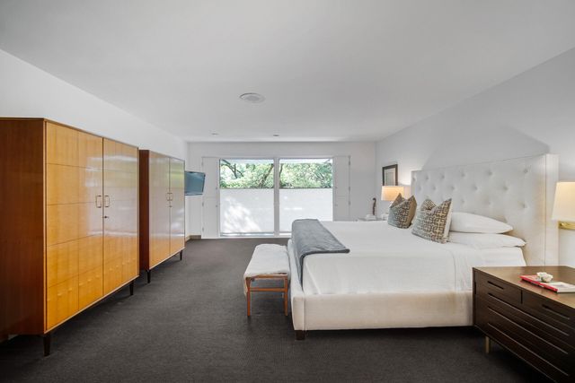 1447 Oak Park Drive, Munster, IN 46321