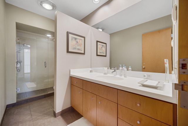 1447 Oak Park Drive, Munster, IN 46321