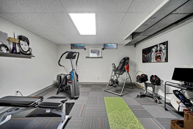 1447 Oak Park Drive, Munster, IN 46321