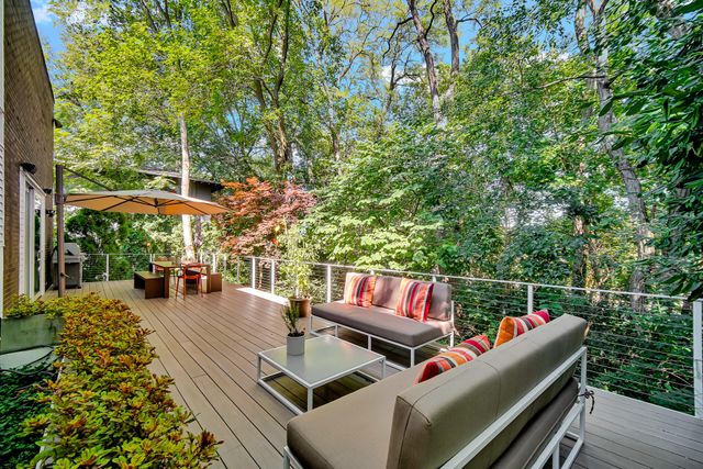 1447 Oak Park Drive, Munster, IN 46321