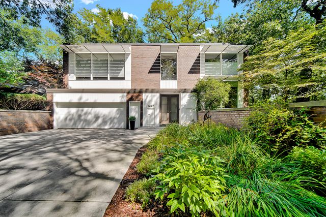 1447 Oak Park Drive, Munster, IN 46321