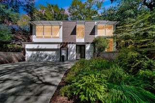 1447 Oak Park Drive, Munster, IN 46321