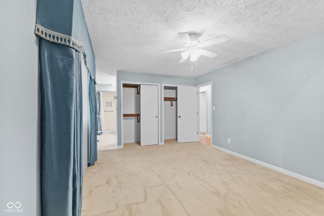 609 La Reforma Drive, Greenwood, IN 46143