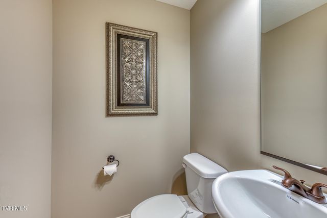 664 Grays Pointe Court -, Johnson City, TN 37615