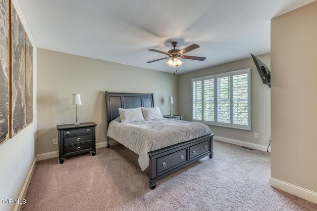 664 Grays Pointe Court -, Johnson City, TN 37615