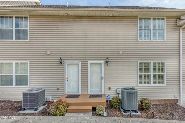 664 Grays Pointe Court -, Johnson City, TN 37615