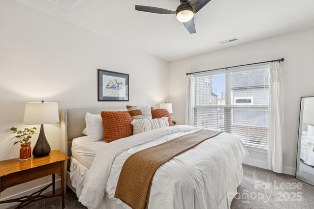 12106 Brooklyn Avenue, Charlotte, NC 28204