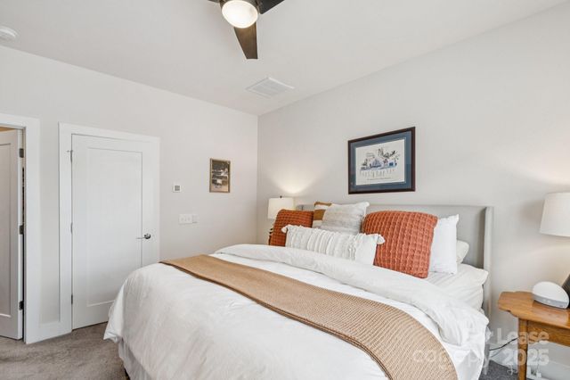 12106 Brooklyn Avenue, Charlotte, NC 28204