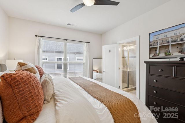 12106 Brooklyn Avenue, Charlotte, NC 28204