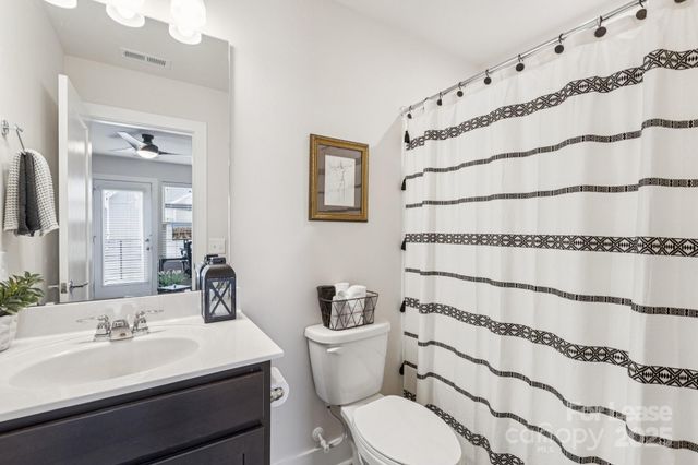 12106 Brooklyn Avenue, Charlotte, NC 28204