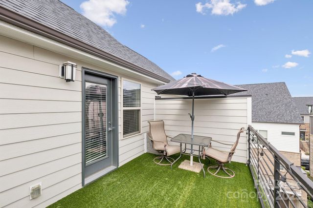 12106 Brooklyn Avenue, Charlotte, NC 28204