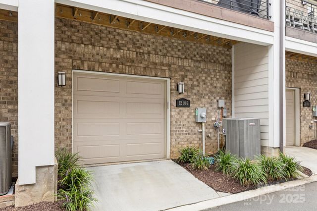 12106 Brooklyn Avenue, Charlotte, NC 28204