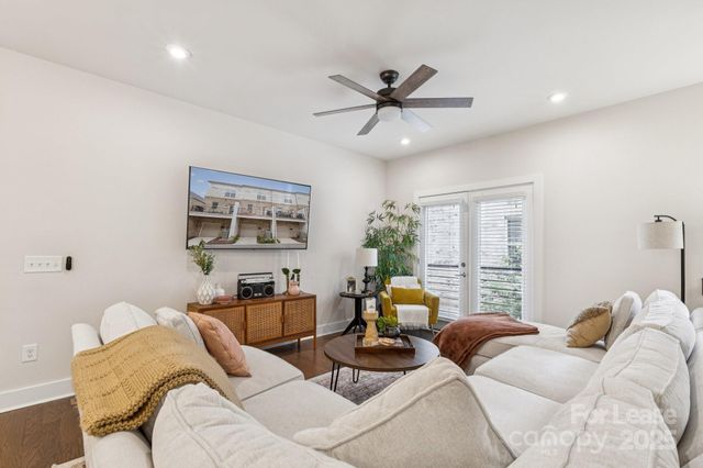 12106 Brooklyn Avenue, Charlotte, NC 28204