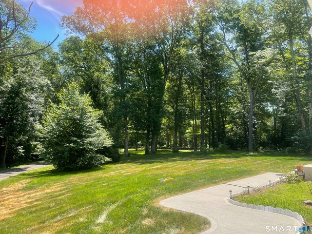 25 Spring Rock Road, East Lyme, CT 06333