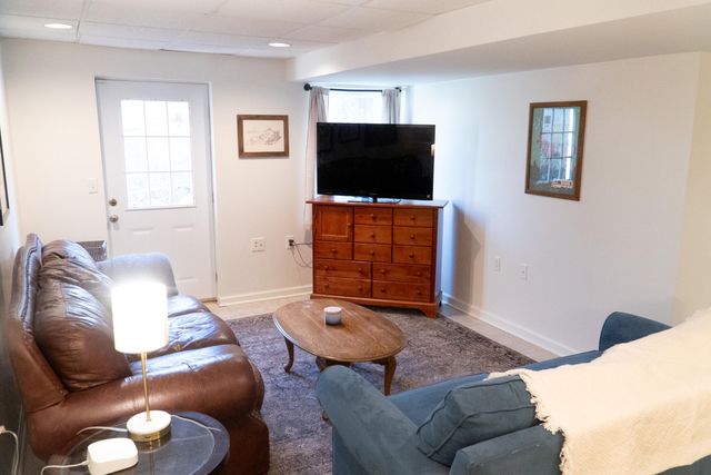 205 Glenbrook Court, Frankfort, KY 40601