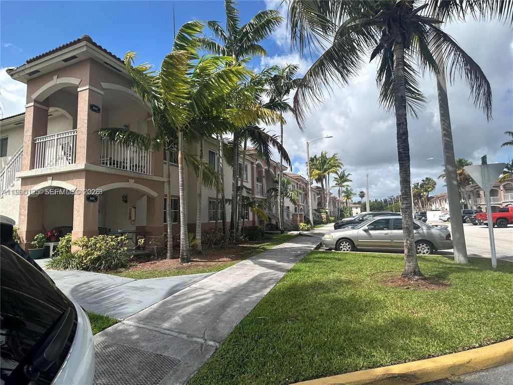 2621 SE 12th Rd 106, Homestead, FL 33035