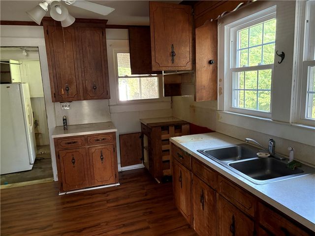 2609 East North Avenue, Anderson, SC 29625