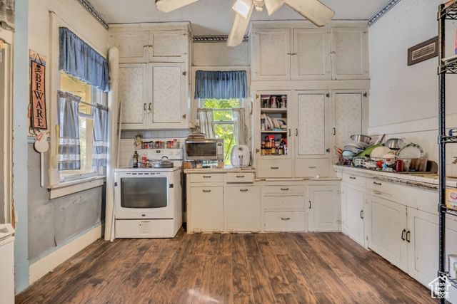 6700 S 1655 E, Cottonwood Heights, UT 84121