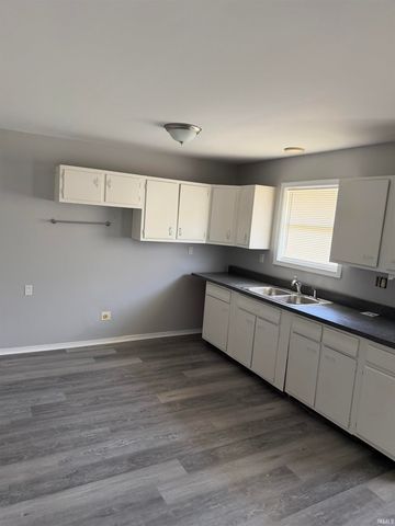 1400 E 7th Street, Muncie, IN 47302