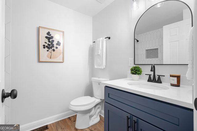 425 Worthington Hills Court, Roswell, GA 30076