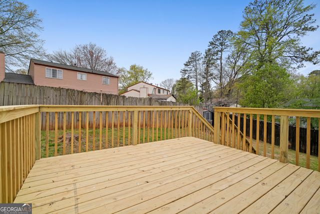 425 Worthington Hills Court, Roswell, GA 30076