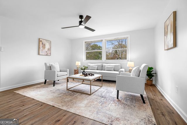 425 Worthington Hills Court, Roswell, GA 30076