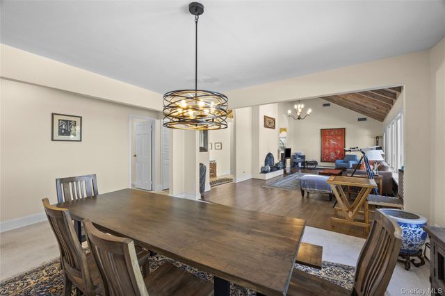 11 Seacliff Lane, Miller Place, NY 11764