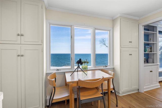 11 Seacliff Lane, Miller Place, NY 11764