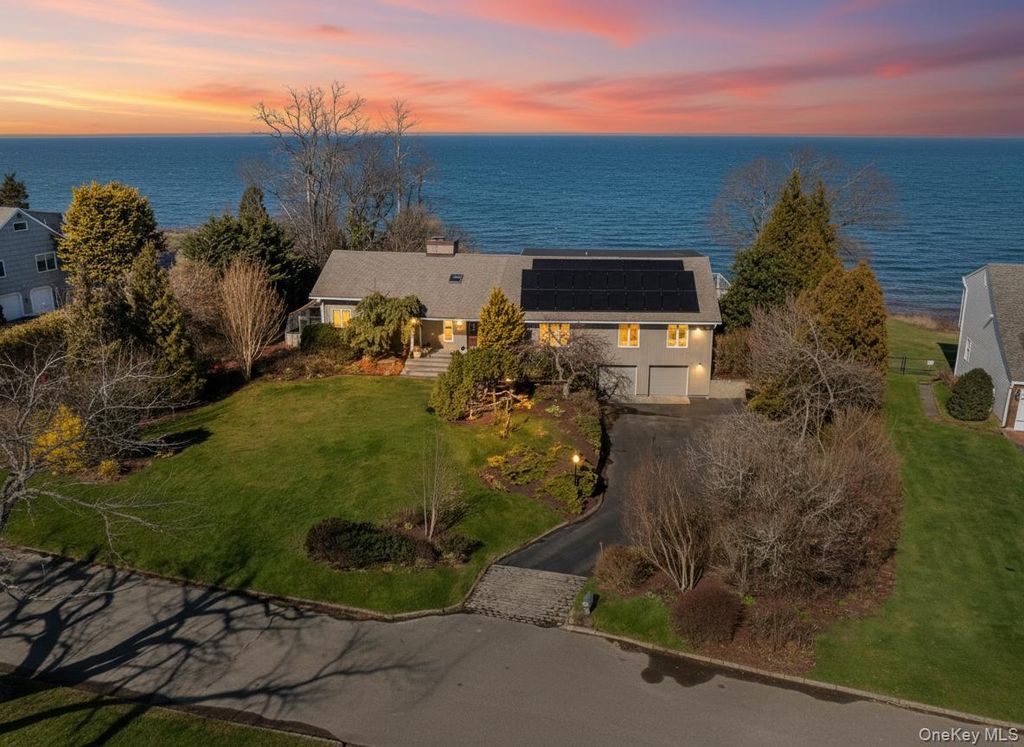 11 Seacliff Lane, Miller Place, NY 11764