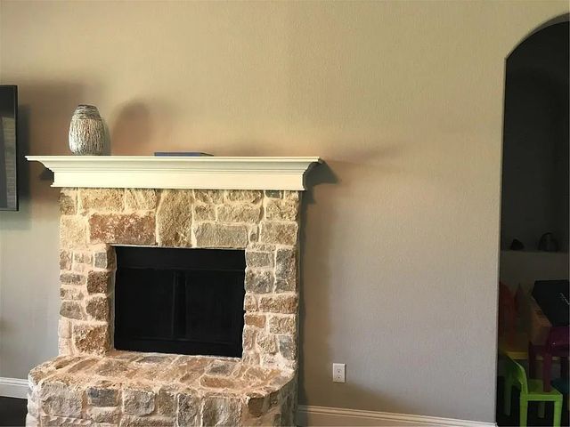 1616 Signature Drive, Weatherford, TX 76087