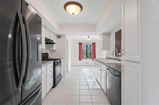 6658 Windwood Circle, Douglasville, GA 30135