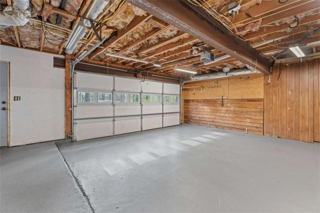 6658 Windwood Circle, Douglasville, GA 30135