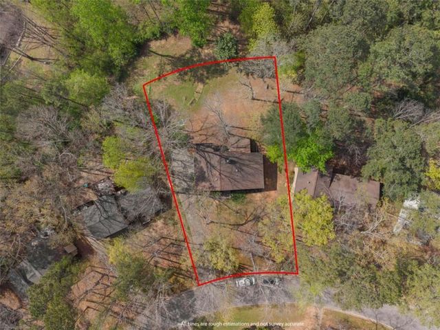 6658 Windwood Circle, Douglasville, GA 30135