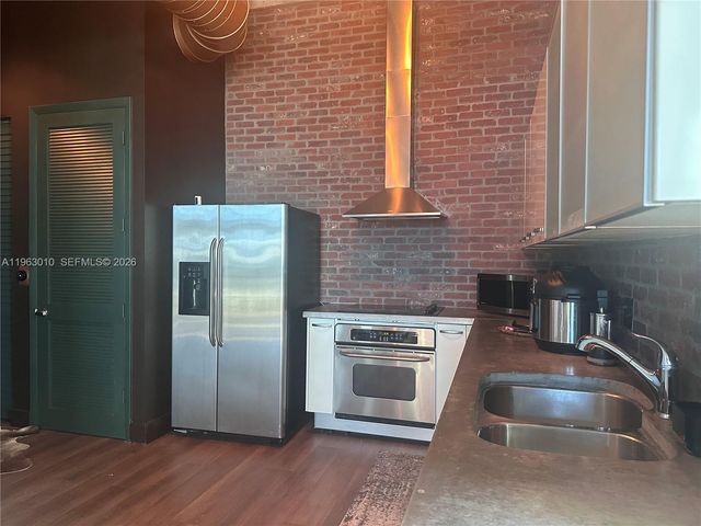 1749 NE Miami Ct 403, Miami, FL 33132