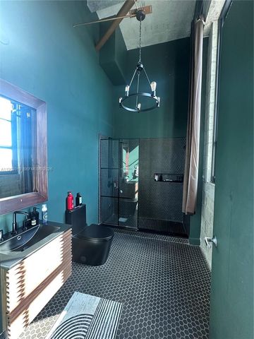 1749 NE Miami Ct 403, Miami, FL 33132