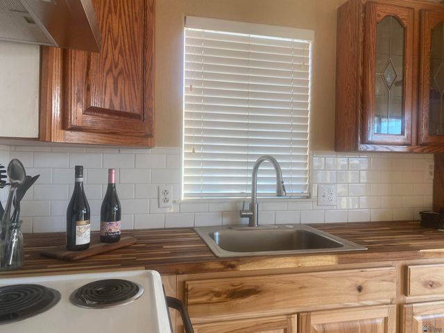 11387 S Maria Rosa Dr, Yuma, AZ 85367