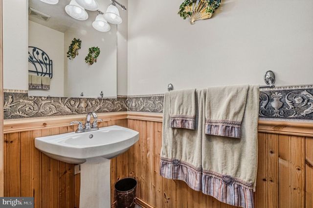 104 BALMORAL WAY, Newark, DE 19702
