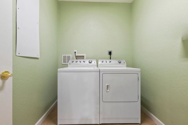 10520 SW Stephanie Way 2-104, Port St Lucie, FL 34987