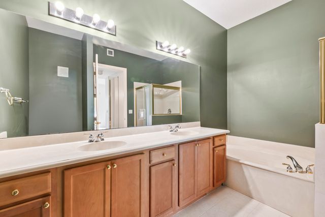 10520 SW Stephanie Way 2-104, Port St Lucie, FL 34987