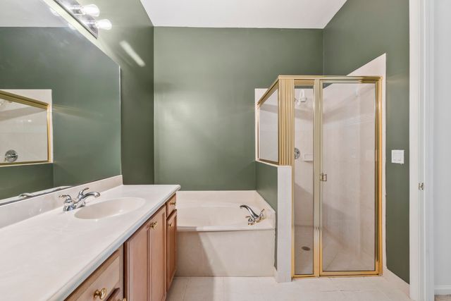 10520 SW Stephanie Way 2-104, Port St Lucie, FL 34987