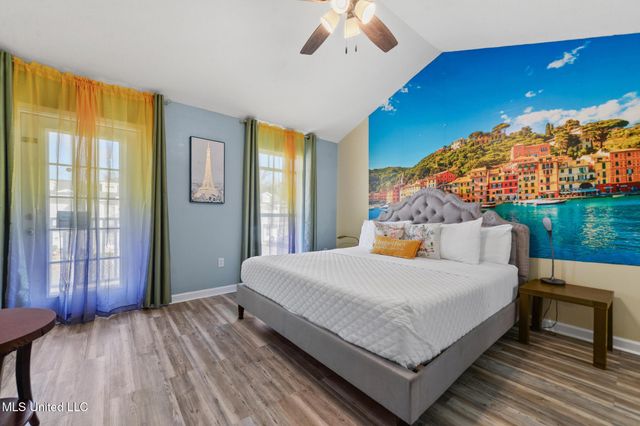 1171 Century Oaks Drive, B, Gulfport, MS 39507