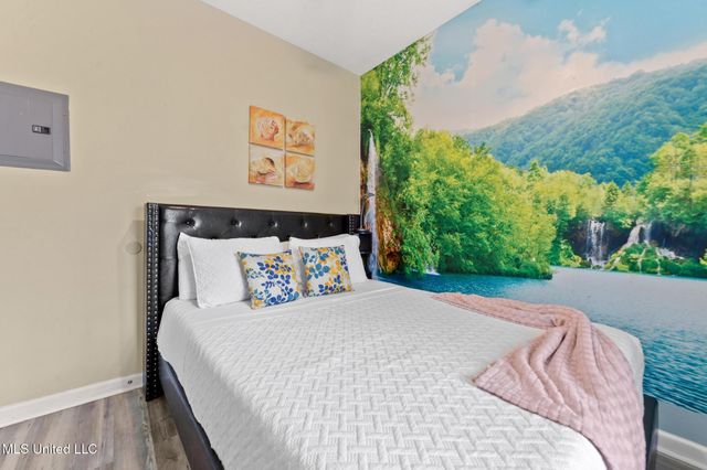 1171 Century Oaks Drive, B, Gulfport, MS 39507