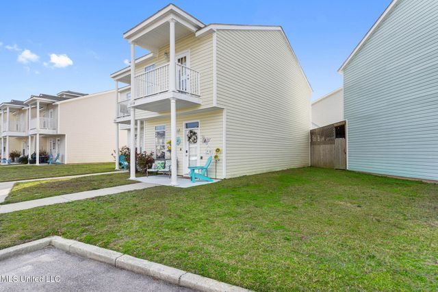 1171 Century Oaks Drive, B, Gulfport, MS 39507