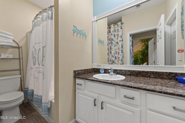 1171 Century Oaks Drive, B, Gulfport, MS 39507