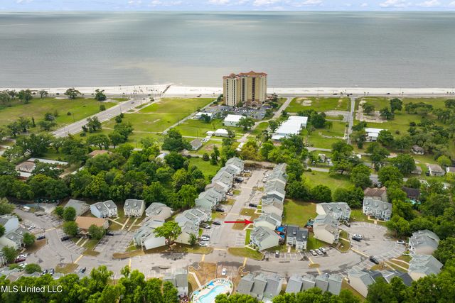 1171 Century Oaks Drive, B, Gulfport, MS 39507