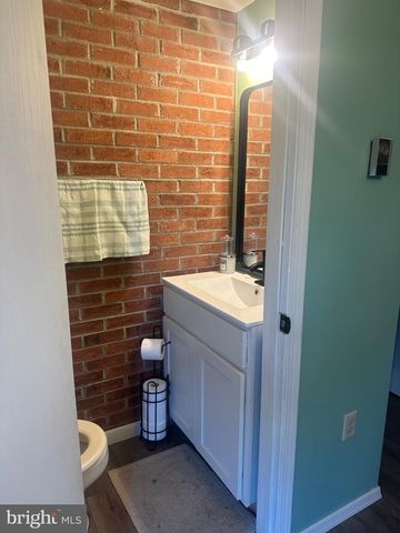 649 E MAPLE ST, Mcconnellsburg, PA 17233