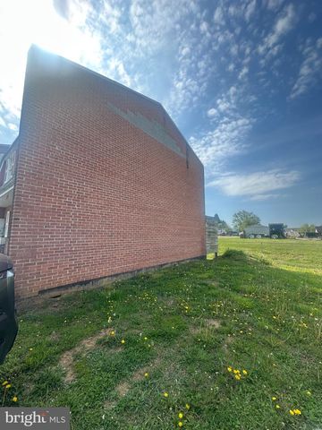 649 E MAPLE ST, Mcconnellsburg, PA 17233