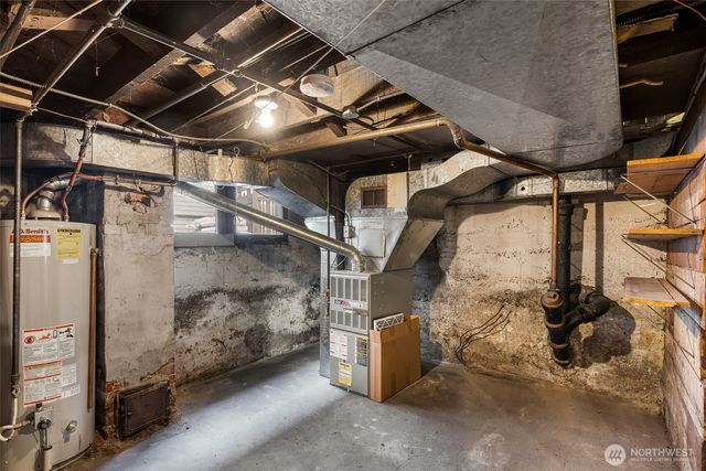 5519 12th Avenue NE, Seattle, WA 98105