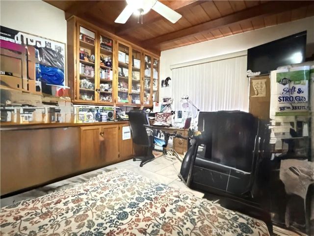 5940 Gundry Avenue, Long Beach, CA 90805